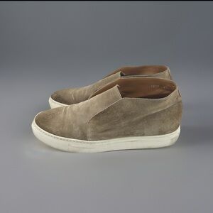 Doucal’s men’s suede loafers size 10